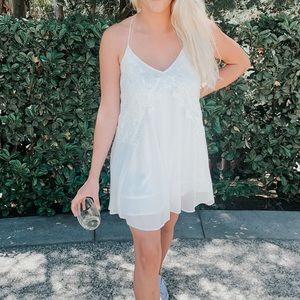 White Embroidered Shift Dress ☀️
